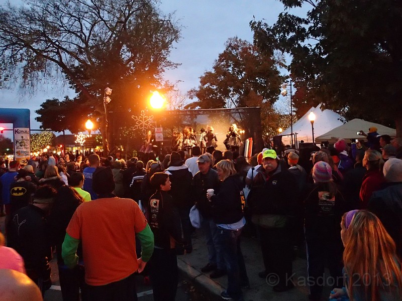 2013 Wicked 10K 055.JPG - The traditional "Thriller Dance". Not quite the choregraphy of the Michael Jackson version.